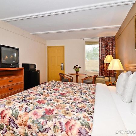 Spanish Trace Inn Athens Chambre photo