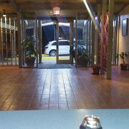 Spanish Trace Inn Athens Extérieur photo