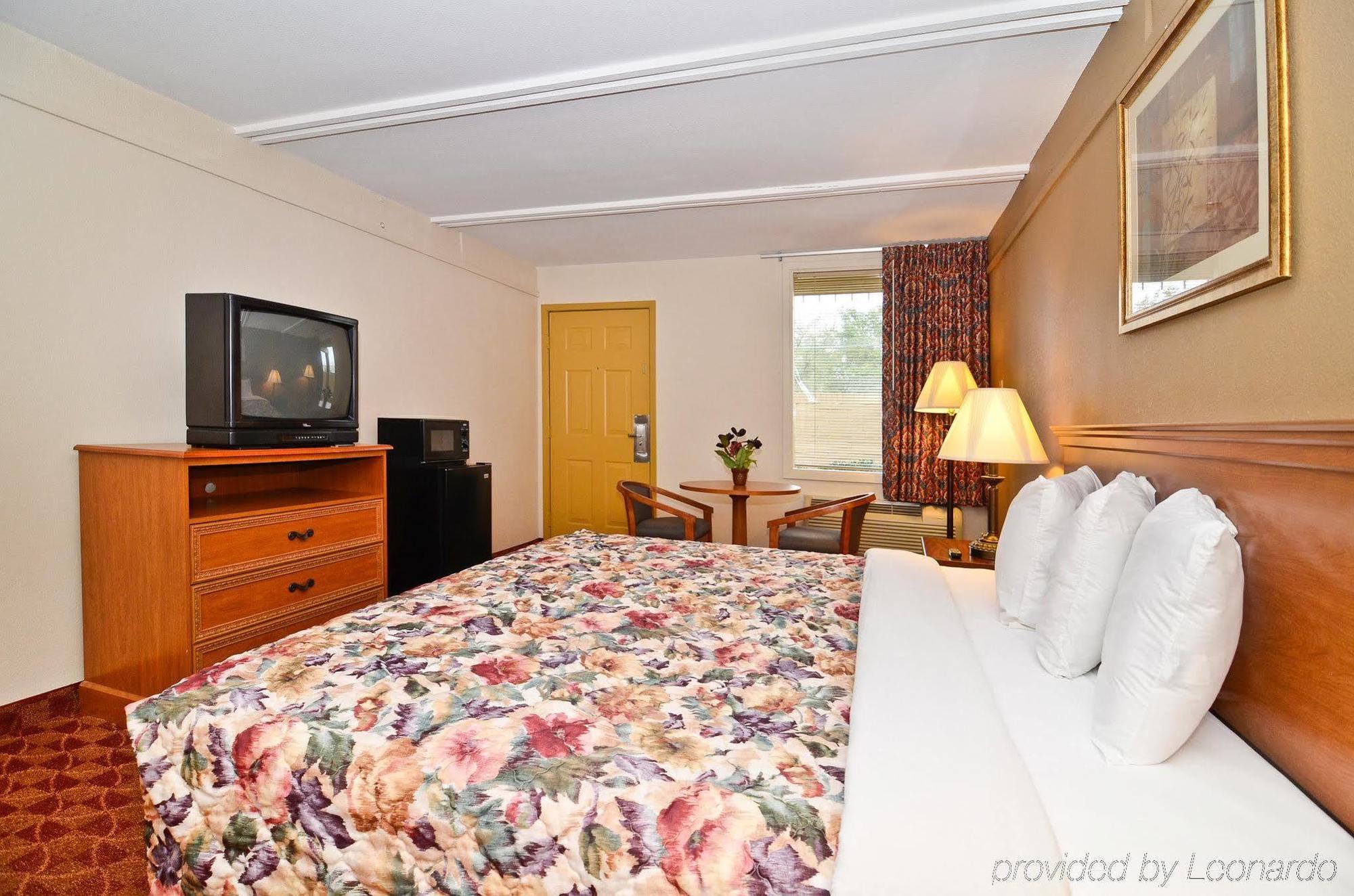 Spanish Trace Inn Athens Chambre photo