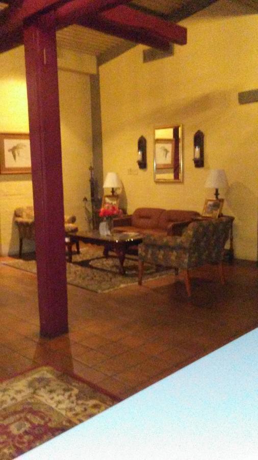 Spanish Trace Inn Athens Extérieur photo