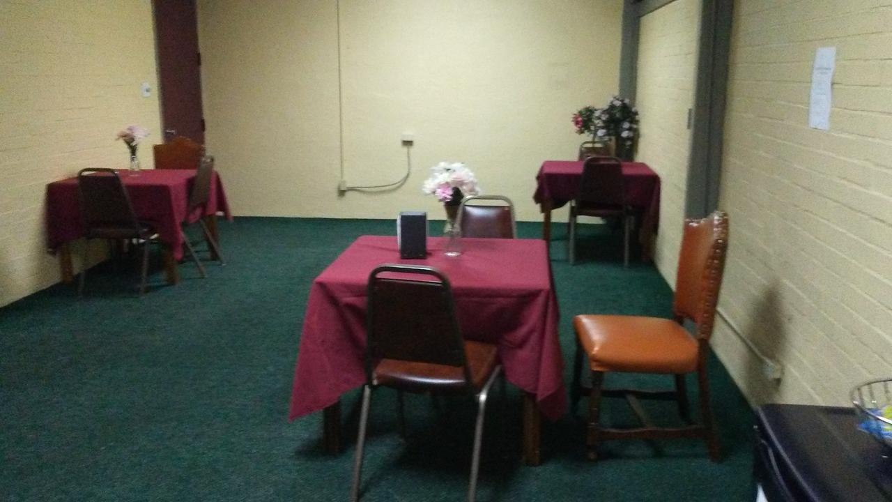 Spanish Trace Inn Athens Extérieur photo