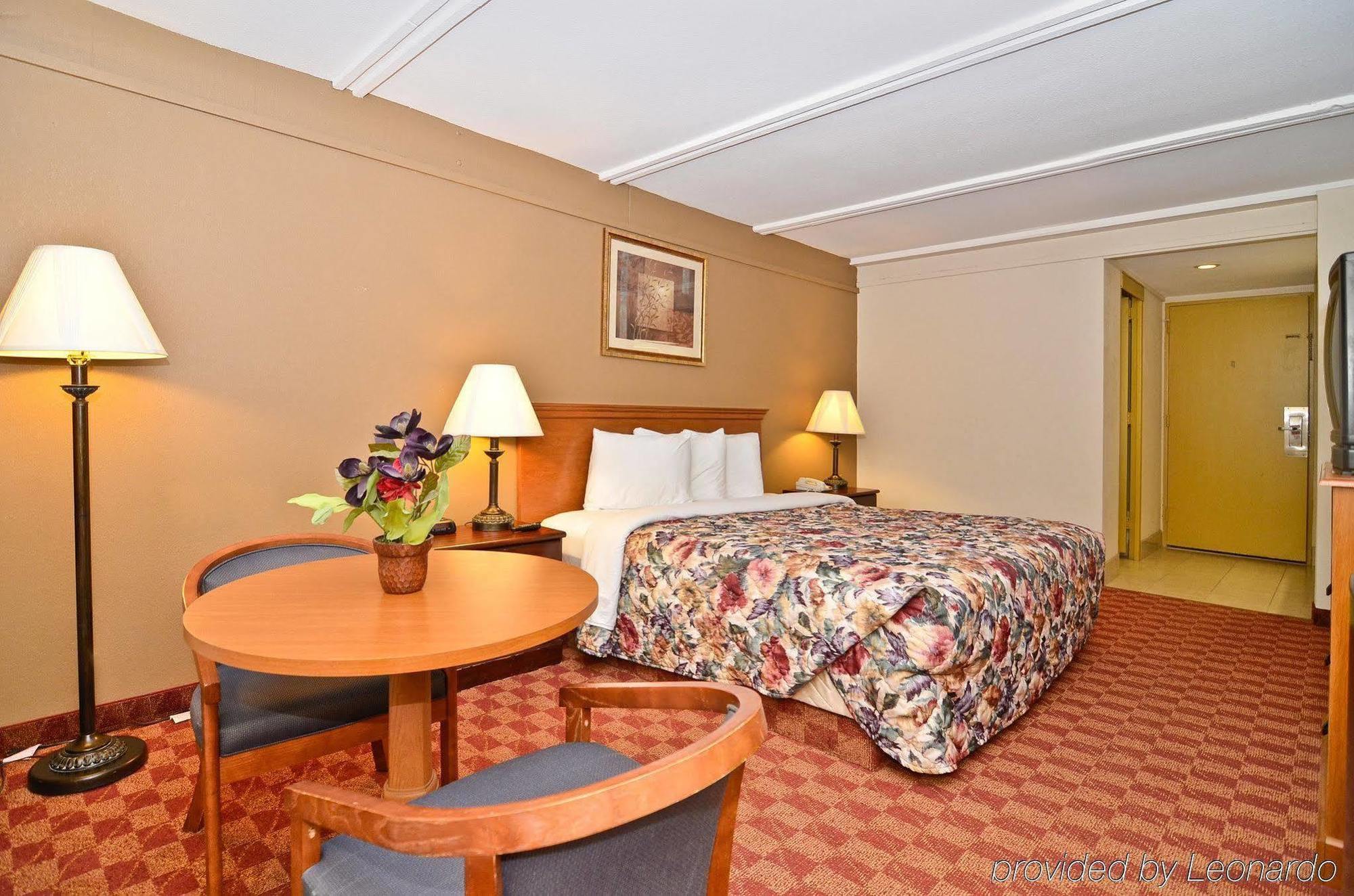 Spanish Trace Inn Athens Chambre photo